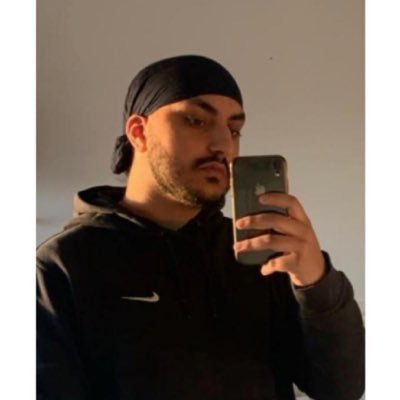 ☬
