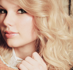 I am @SelLuisiTayJB
I love Taylor Swift so much.