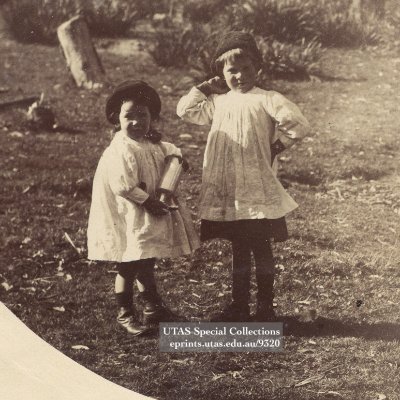 Everyone's family is different, but they all have a story. Completely online, we are the Family History program at the University of Tasmania.