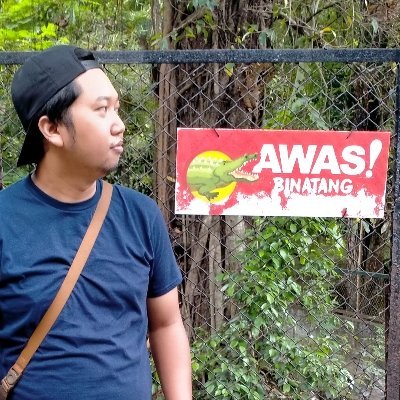 Taufiqhdynt's profile picture. Selalu ada alasan untuk tersenyum