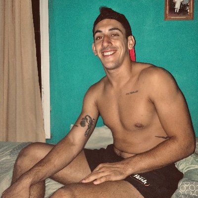 ➡don't worry be happy⬅ 
insta: gabiferroo