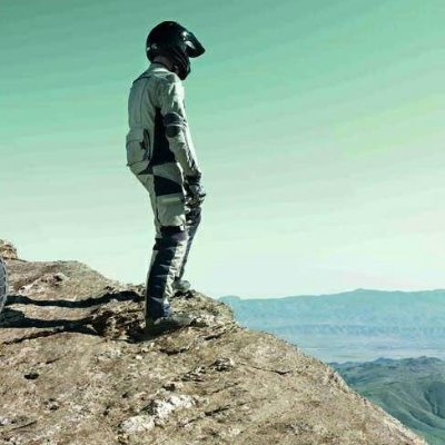 kadalterbang27's profile picture. 