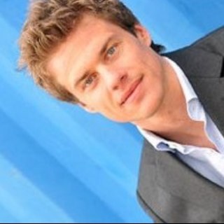 rogiervdbrnk's profile picture. iOS / Swift / football / food / drinks / coffee / husband of Daniëlle / father of Bo & Loïs