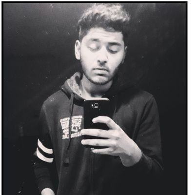 Rishi_watts's profile picture. 