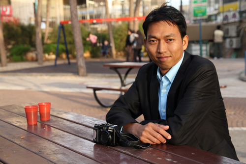 Editor @MyanmarNow, previously @HuaweiMyanmar @theMyanmarTimes @PhaungDawOoMonasticSchool