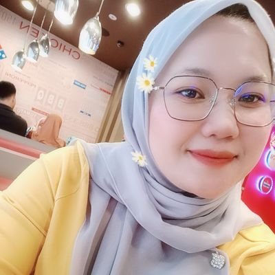 HanafeeSarah's profile picture. saranghae🥰