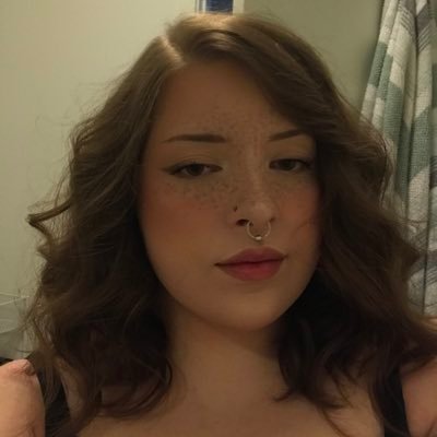 Jen_Ralphio's profile picture. stay at home mother of none