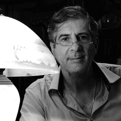 BETOLARANJEIRA's profile picture. Habitante do planeta terra.Cidadão brasileiro com muita honra.Fascinado pelas relações humanas.( MOVIMENTO DE CONSCIENTIZAÇÃO DEMOCRÁTICA )