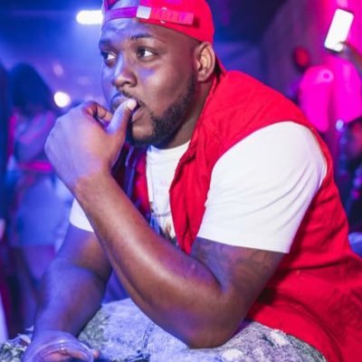 TWALKA_'s profile picture. live to chase every dream thats put in front of me #DREAMCHASER my newly found brotha hood ill die for da #NUPENATION