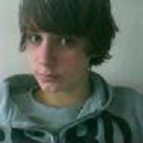 Halloo (: