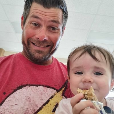 tharoses's profile picture. menuisier