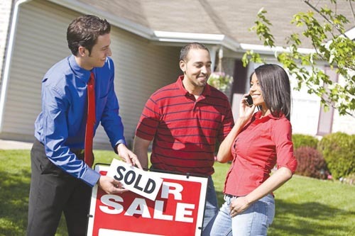 I am a freelance author for the finance sector. A http://t.co/7YMHTIHbnt is a website used to help home buyers establish their monthly payment.