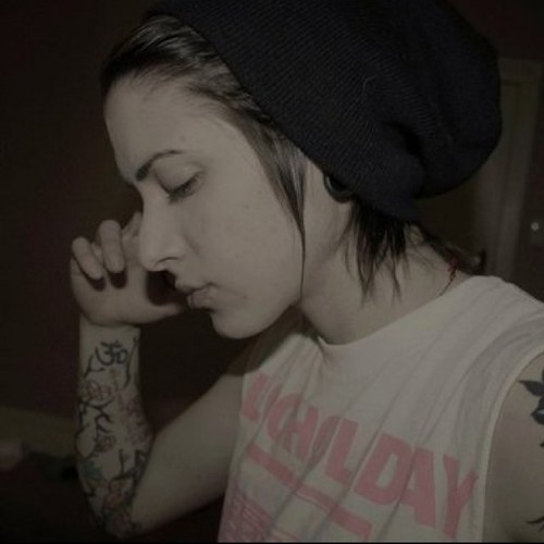 xLeaDevereaux's profile picture. Would you love me any less if I hurt you any more?