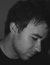 famousandrich's profile picture. http://t.co/k3ryJ0idXX. Helping you become famous and rich. Follow me and I will follow you back!