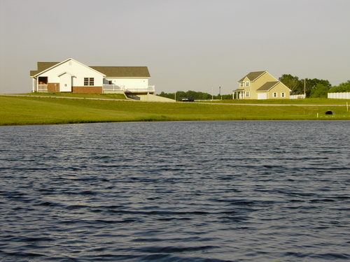 Lake Raymond is a beautiful housing community, nestled into a natural environment. We are a work of art in progress. Follow all we do and our latest projects!