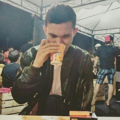 Penikmat sandiwara sastra, seperti hal dogma bercinta!