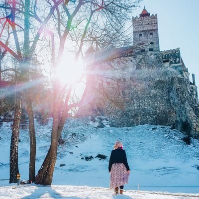 Helsinki-based blogger with desire to travel the 🗺 | Copywriter & content creator by profession | 🐱🐱 momma, 📽📺 buff, 🏃🏋️♀️ rat, 🛍 lover, and amateur 📸