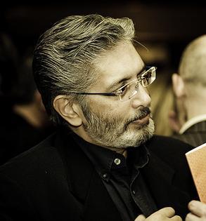 Co-Founder of @LiquidComics, Former Sr. VP & Executive Director of Clarion McCann, Former National Creative Director of JWT India, Co-Founder of Gotham Ent.