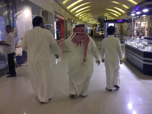 bb120120's profile picture. هاي أنا توب ضعيف ﻣ̲̌نٌ الكويت ممكن بوتوم يكون متين حيل وزنه فوق 140 وحاب يتعرف علـي أنا أبي متأن ﺑس إلي ﻣ̲̌ﯙ̷ متين لا إشوفه