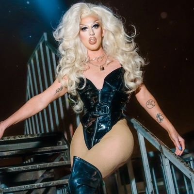 Professional Alien, makeup artist, club host, a performer and DJ. Basically I'm Paris Hilton on a budget.
Fuck TERFS