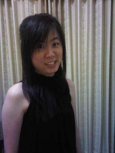 pin2_d's profile picture. A thinker, A writer, A Lady after God's own heart. Care much about being maximum in life, relationship, marriage, and Indonesia.