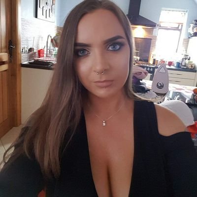 Northern Irish☘️
#TwitchAffiliate Streamer🔴
Qualified Personal Trainer💪