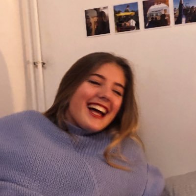 marielyseey's profile picture. serre les fesses, y’a rien qui presse