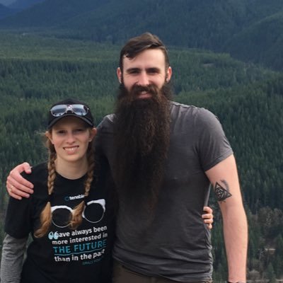 iOS Foundation Eng @ Dropbox attached to a gigantic beard (prev: MSFT)
@jboulter@mas.to