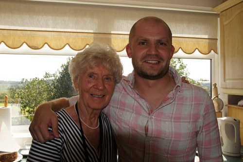 Lochee7's profile picture. 