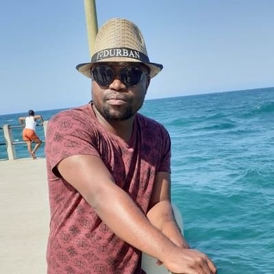 KhotsiaThendo's profile picture. short with guts