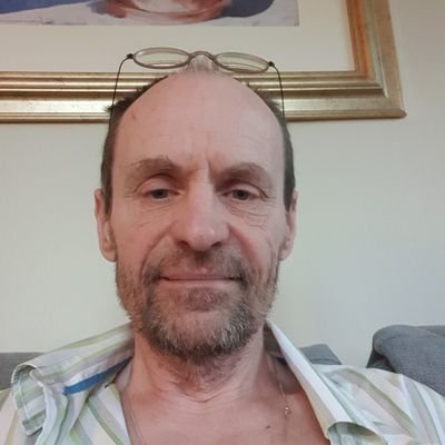 vilunden's profile picture. Född i Luleå, Norrbotten, liten på jorden men föröker ta Gud på orden.