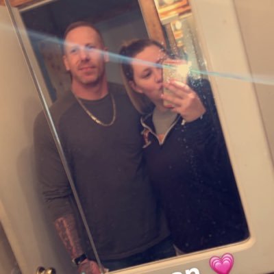 Destanny_Shea00's profile picture. | 23 •• | KY 💙 | “An ordinary life just does not interest me.” 💛 {RLS} 1-22 ❤️