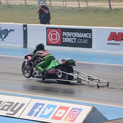 18 year old Drag Racer from the UK