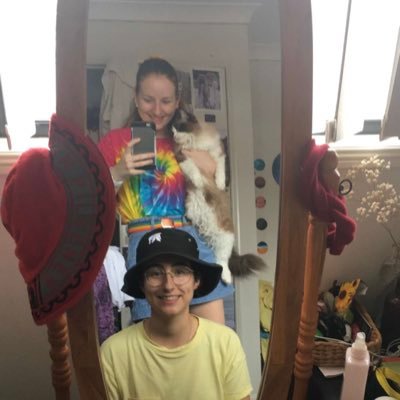 australian youtubers and friends of 9 years; just sharing our lives for the world to see