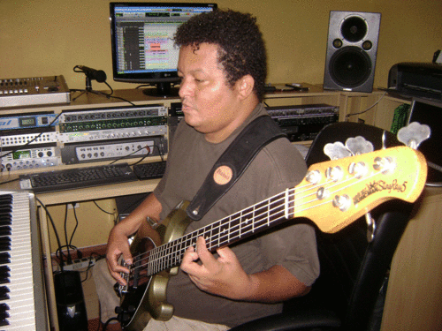 Músico produtor e arranjador