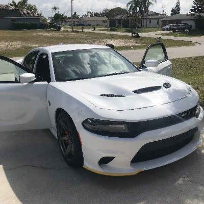 Professional car detailing services, we offer the best quality services at the most affordable prices. serving all of SWFL.