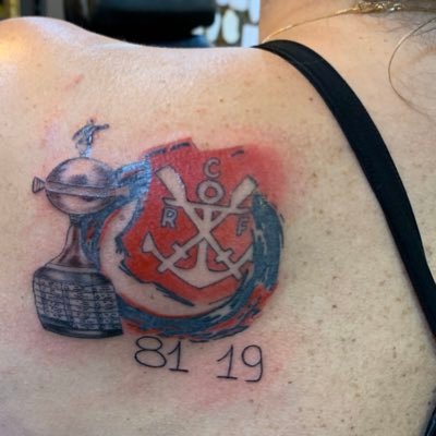 Médica, Rubro-Negra fanática ⚫️🔴, apaixonada por animais, nerd orgulhosa