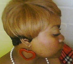 lelelove101's profile picture. 