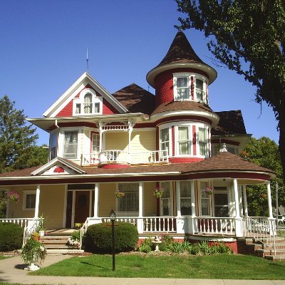 We own a Victorian Bed and Breakfast, located in the SW Iowa in the heart of land and opportunities in Taylor County.