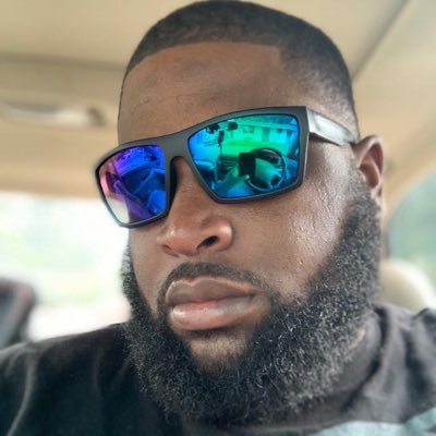 DondiJones3's profile picture. Father of 5!! My passion is being able to provide for my kids!! My son @nahjiir Seagraves is the only young man I have!! Its COLTS NATION & HEAT NATION all day!