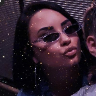 simplylovedemi Profile Picture