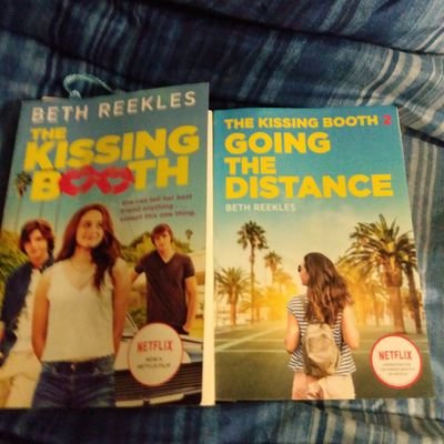 I love reading and watching Netflix and the kissing Booth too