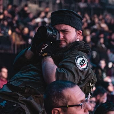 Gamer, Content Creator, Photographer | Addicted to @PlayApex | Substitute player for https://t.co/pVG7cPZoEO
yes, I am that defuser guy. check out @cheenis who built it