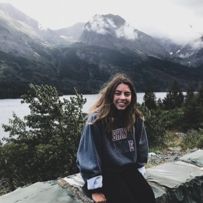 elizabethb_13's profile picture. 