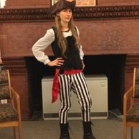 Pirategirl (@battlethestorm) 's Twitter Profile