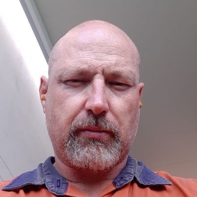 Simon10523818's profile picture. 