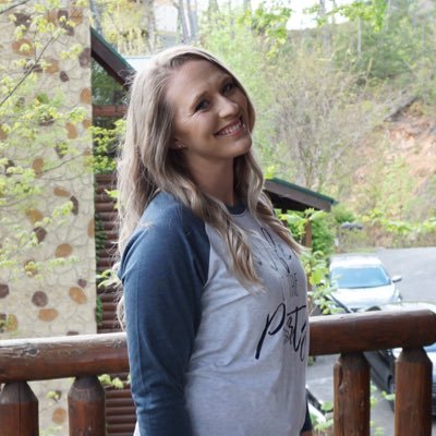 EllieBostic's profile picture. 