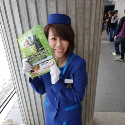 naochan_1201's profile picture. バスガイドの なおちゃんです。 本職 バスガイドやりつつ 各種MC・司会・ラジオパーソナリティをつとめてます✨   FMアップル🍎《中年ラプソディ》月曜２０時半から　生放送　　　　　　😃🍺大好き❤なにより　劇団四季オタクです‼️   特に　ゴースト&レディを追いかけてます✨✨