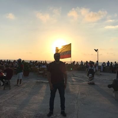 fredycamps's profile picture. Amante de la vida y de mi profesión.