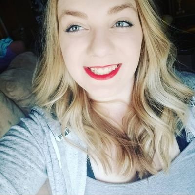 Mama of two/married, #nerd, #writer ✒ Write mostly #fantasy, #nonfiction Facebook: https://t.co/pQAewSNfIm